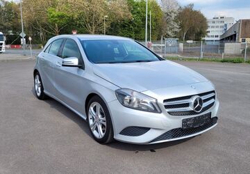 Mercedes-Benz A 180 186.000 km 7.490 &euro; Essen 45356