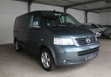VW T5 Transporter 275.000 km 7.950 &euro; Essen 45136