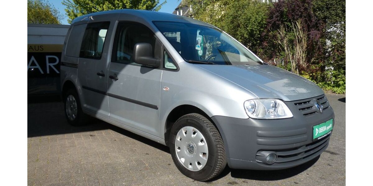 VW Caddy 128.100 km 5.990 &euro; Essen 45149