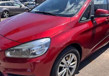 BMW 218 155.000 km 10.900 &euro; ESSEN 45326