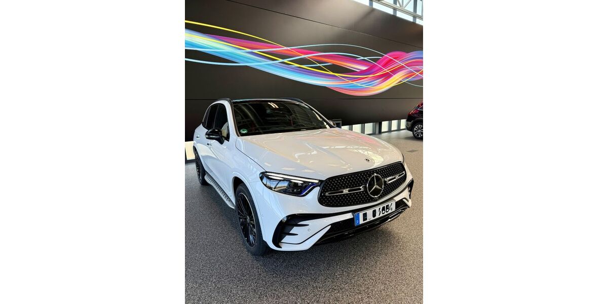 Mercedes-Benz GLC 300 28.500 km 64.800 &euro; Essen 45219