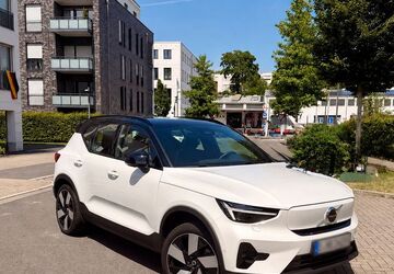 Volvo XC40 12.700 km 40.300 &euro; Essen 45219