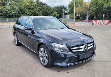 Mercedes-Benz C 300 193.000 km 17.990 &euro; Essen 45356