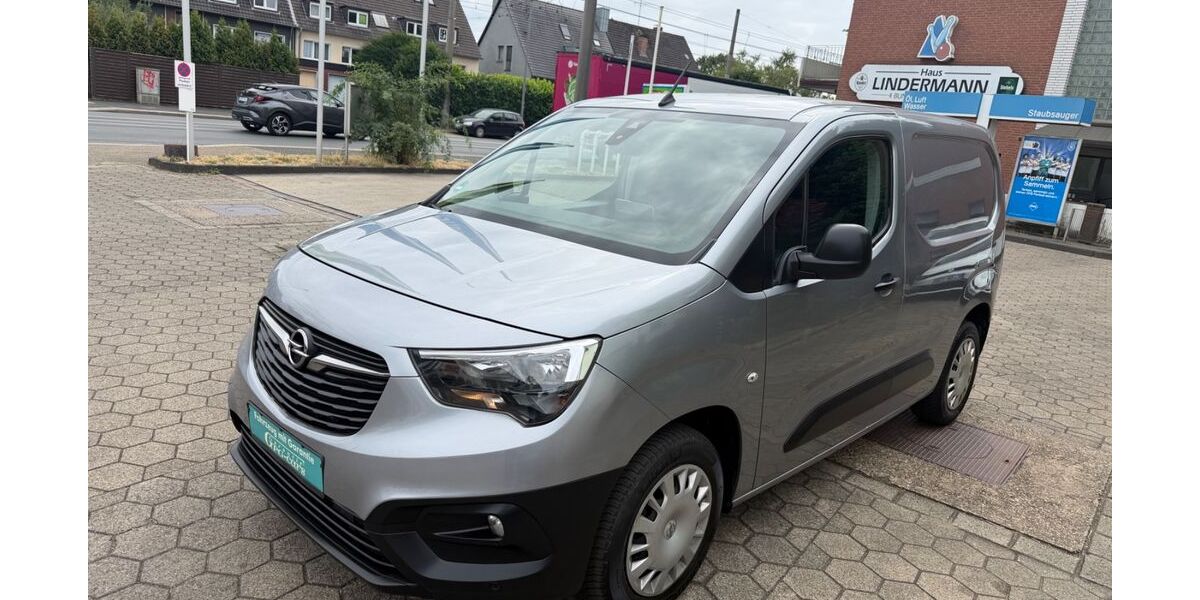 Opel Combo 165.000 km 8.999 &euro; Essen 45147
