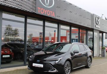 Toyota Corolla 31.706 km 28.992 &euro; Moers 47441