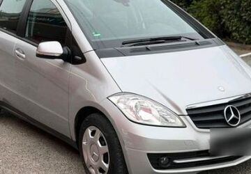Mercedes-Benz A 160 145.000 km 1.999 &euro; Essen 45329