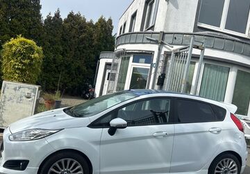 Ford Fiesta 84.000 km 5.900 &euro; Essen 45326
