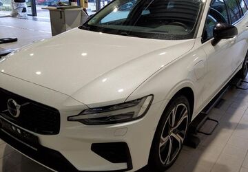 Volvo V60 22.270 km 41.990 &euro; Essen-Kray 45309