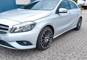 Mercedes-Benz A 180 83.000 km 9.999 &euro; Essen 45279