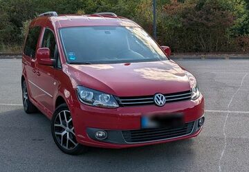 VW Caddy 128.000 km 12.700 &euro; Essen 45327