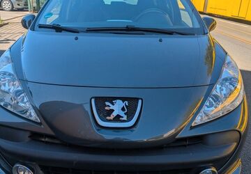 Peugeot 207 100.000 km 3.300 &euro; Essen 45359