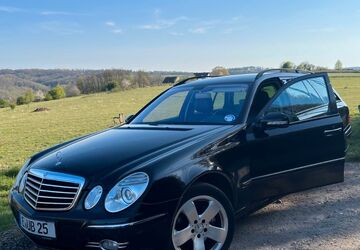 Mercedes-Benz 320 252.000 km 5.500 &euro; Essen 45239