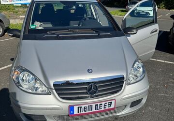 Mercedes-Benz A 150 64.361 km 6.399 &euro; Essen 45279