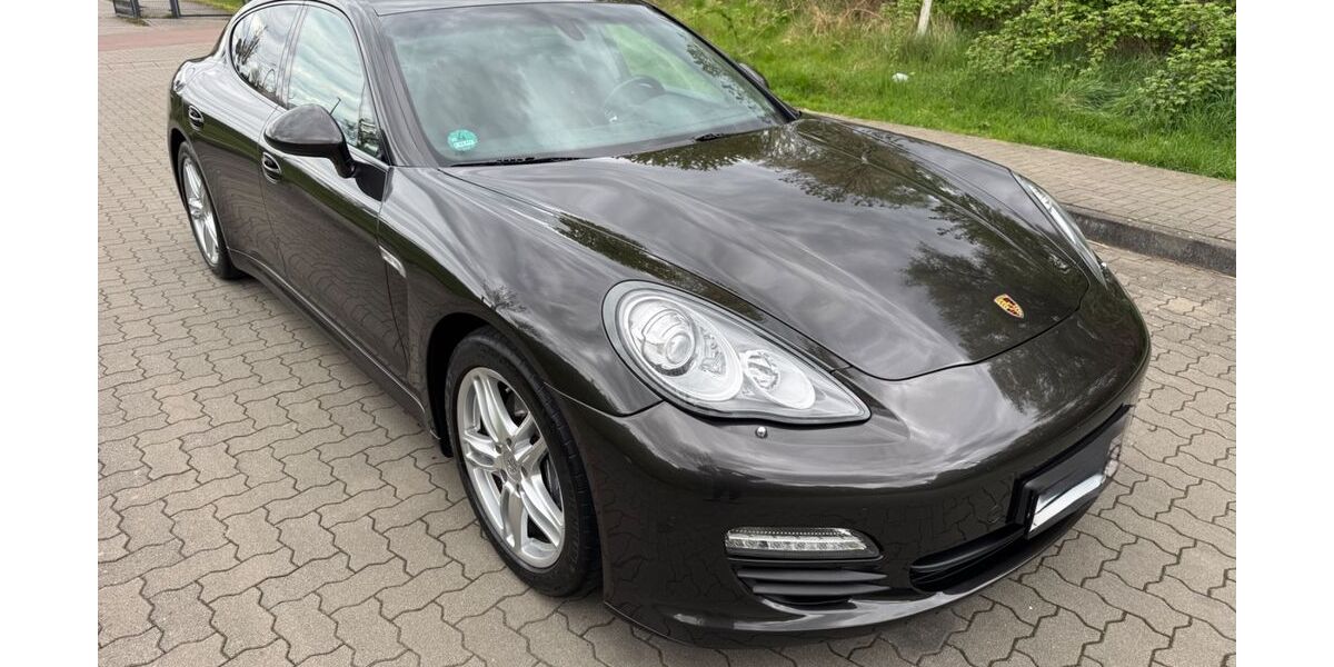 Porsche Panamera 122.000 km 22.900 &euro; Essen 45327