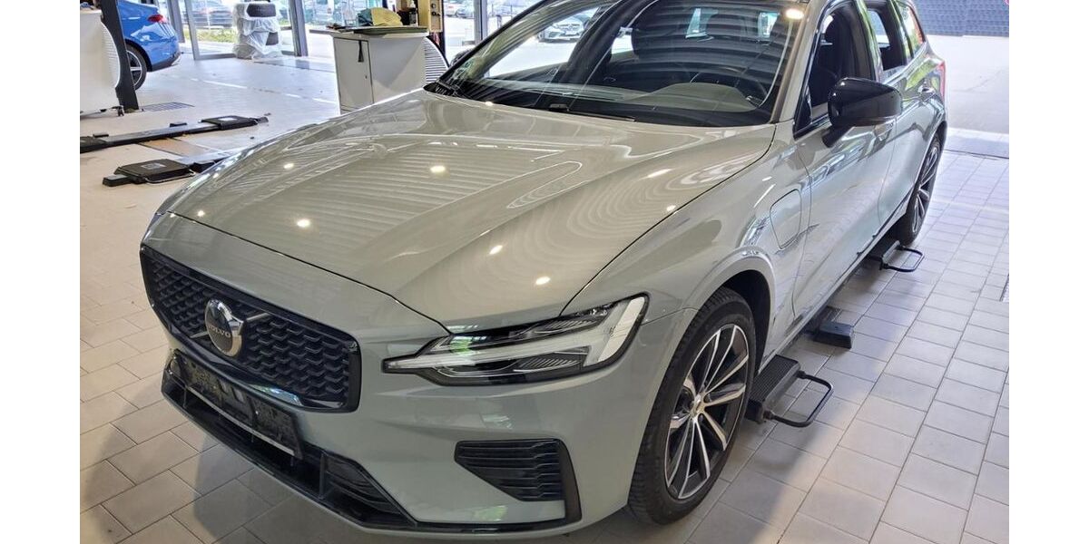 Volvo V60 18.949 km 39.990 &euro; Essen-Kray 45309