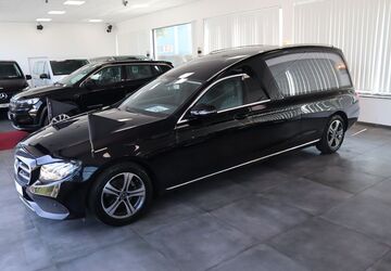 Mercedes-Benz E 200 193.706 km 59.950 &euro; Essen 45329