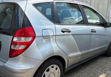 Mercedes-Benz A 150 138.600 km 1.800 &euro; Bochum 44789