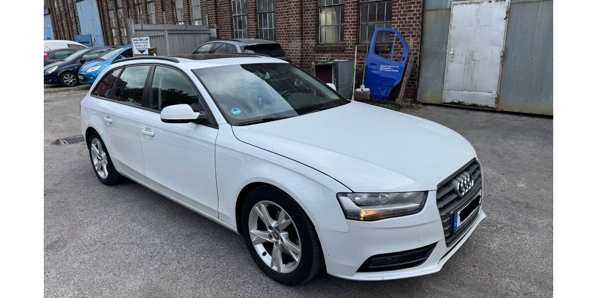Audi A4 135.195 km 9.500 &euro; Essen 45326