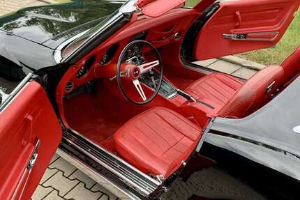 Corvette C3 99.999 km 39.800 &euro; Marl 45768