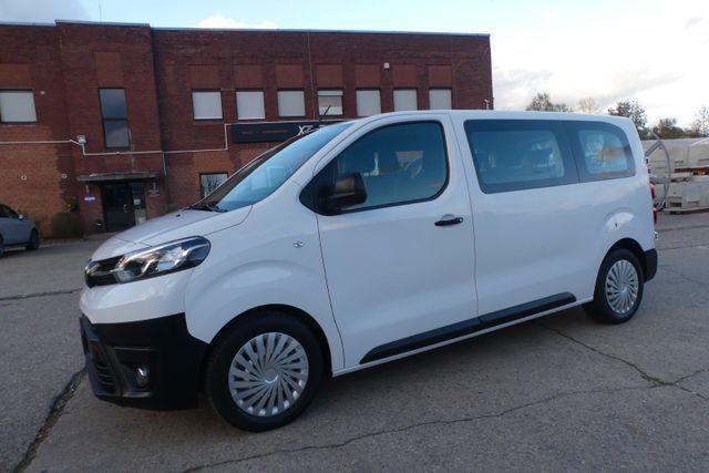 Toyota Proace (Verso) 102.824 km 22.950 &euro; Essen 45309