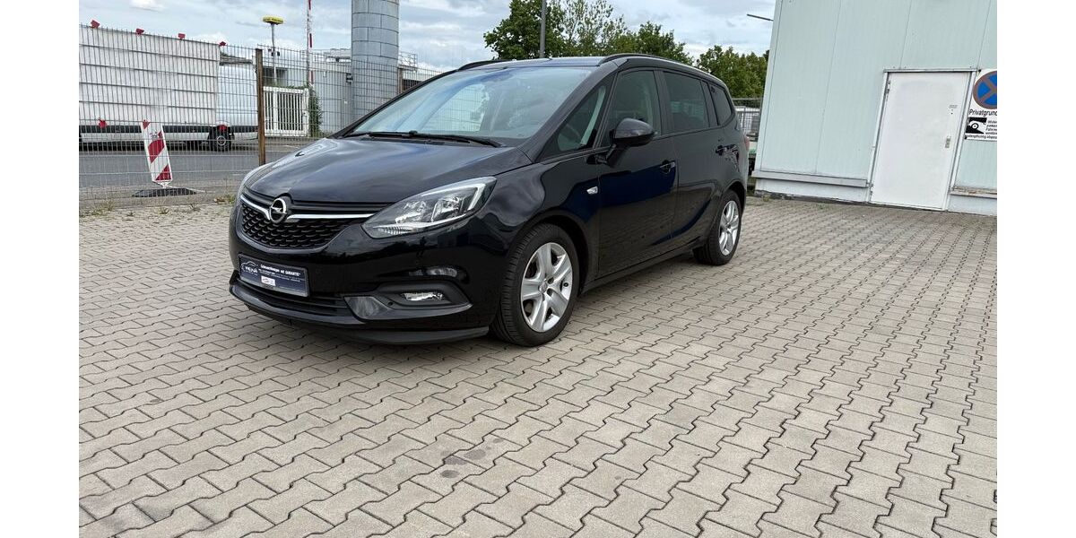 Opel Zafira Tourer 75.430 km 11.899 &euro; Gelsenkirchen 45891