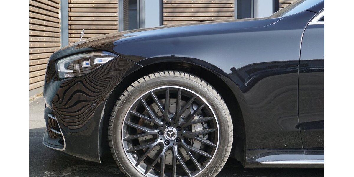 Mercedes-Benz S 580 e 4M AMG HA-Lenk.Exkl. Fond TV 4D NP209.- 29.580 km 109.600 &euro; Wuppertal 42327