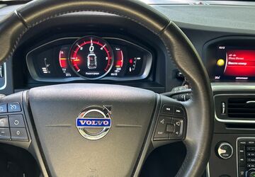 Volvo V60 221.000 km 7.600 &euro; Essen 45130