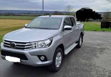 Toyota Hilux 107.000 km 31.500 &euro; Essen 45239