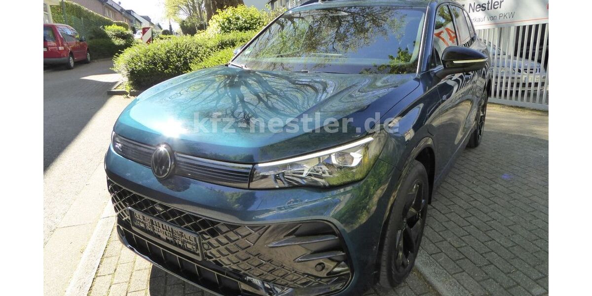 VW Tiguan 15.200 km 44.900 &euro; Essen 45134