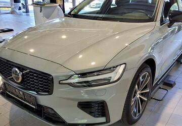 Volvo V60 36.360 km 39.490 &euro; Essen-Kray 45309