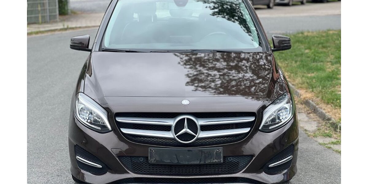 Mercedes-Benz B 180 160.858 km 8.499 &euro; Essen 45276