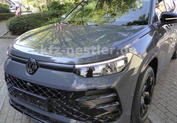 VW Tayron 10.400 km 49.800 &euro; Essen 45134