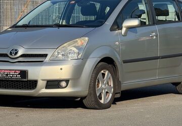 Toyota Corolla Verso 110.000 km 4.990 &euro; Oer-Erkenschwick 45739