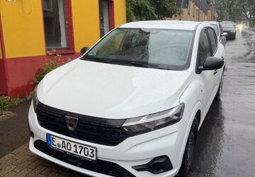Dacia Sandero 78.500 km 8.800 &euro; Essen 45357